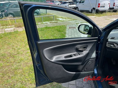 Lancia Ypsilon 1.0 FireFly 5 porte S&S Hybrid Gold Plus (15)