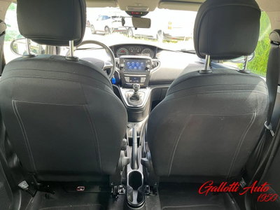 Lancia Ypsilon 1.0 FireFly 5 porte S&S Hybrid Gold Plus (16)