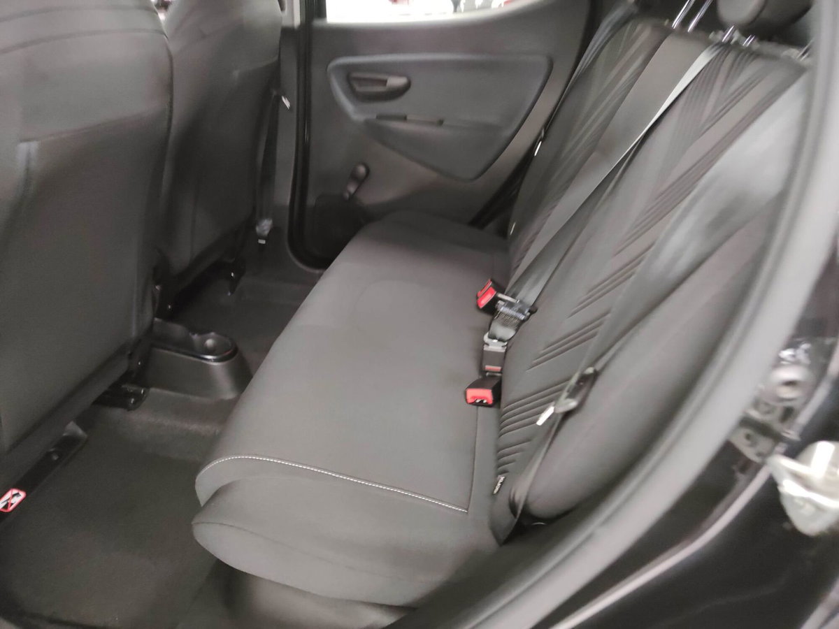 Lancia Ypsilon 1.0 FireFly 5 porte S&S Hybrid Ecochic Gold (11)