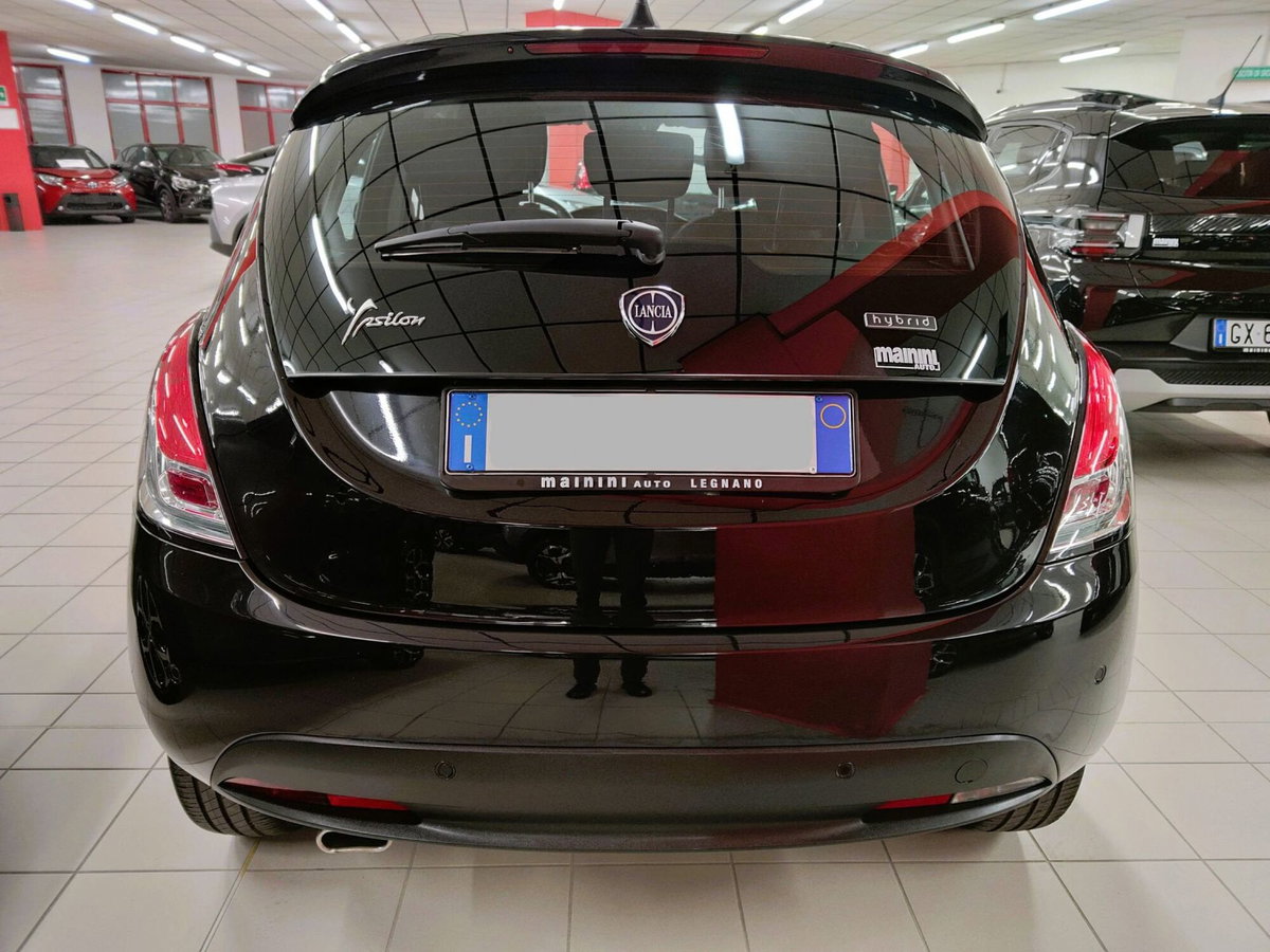 Lancia Ypsilon 1.0 FireFly 5 porte S&S Hybrid Ecochic Gold (5)