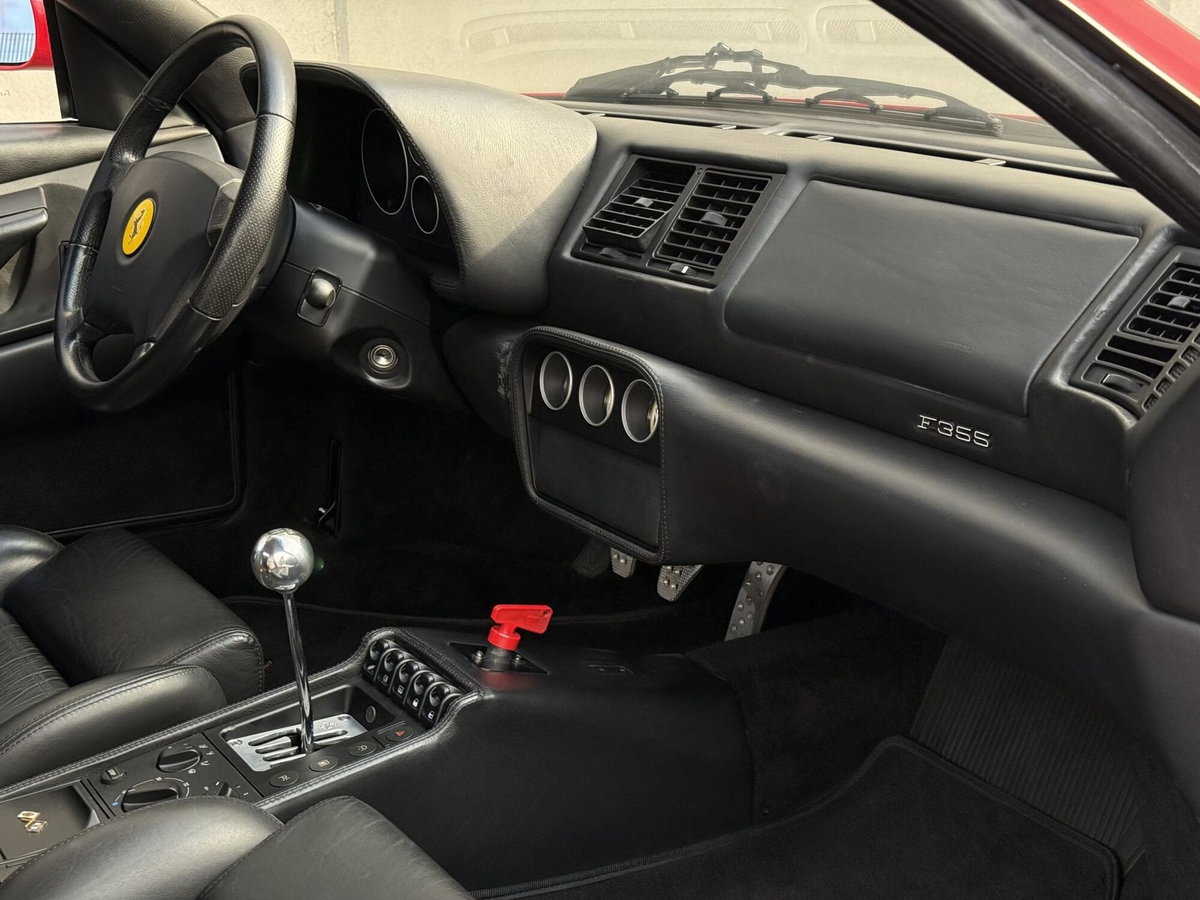 Ferrari F355 Coupé F1 berlinetta (13)