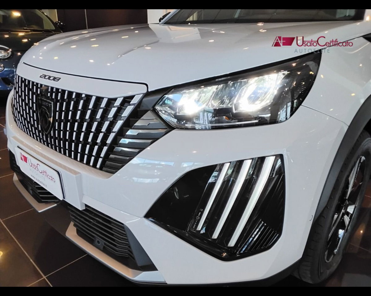 Peugeot 2008 PureTech 130 S&S EAT8 Allure Pack (11)