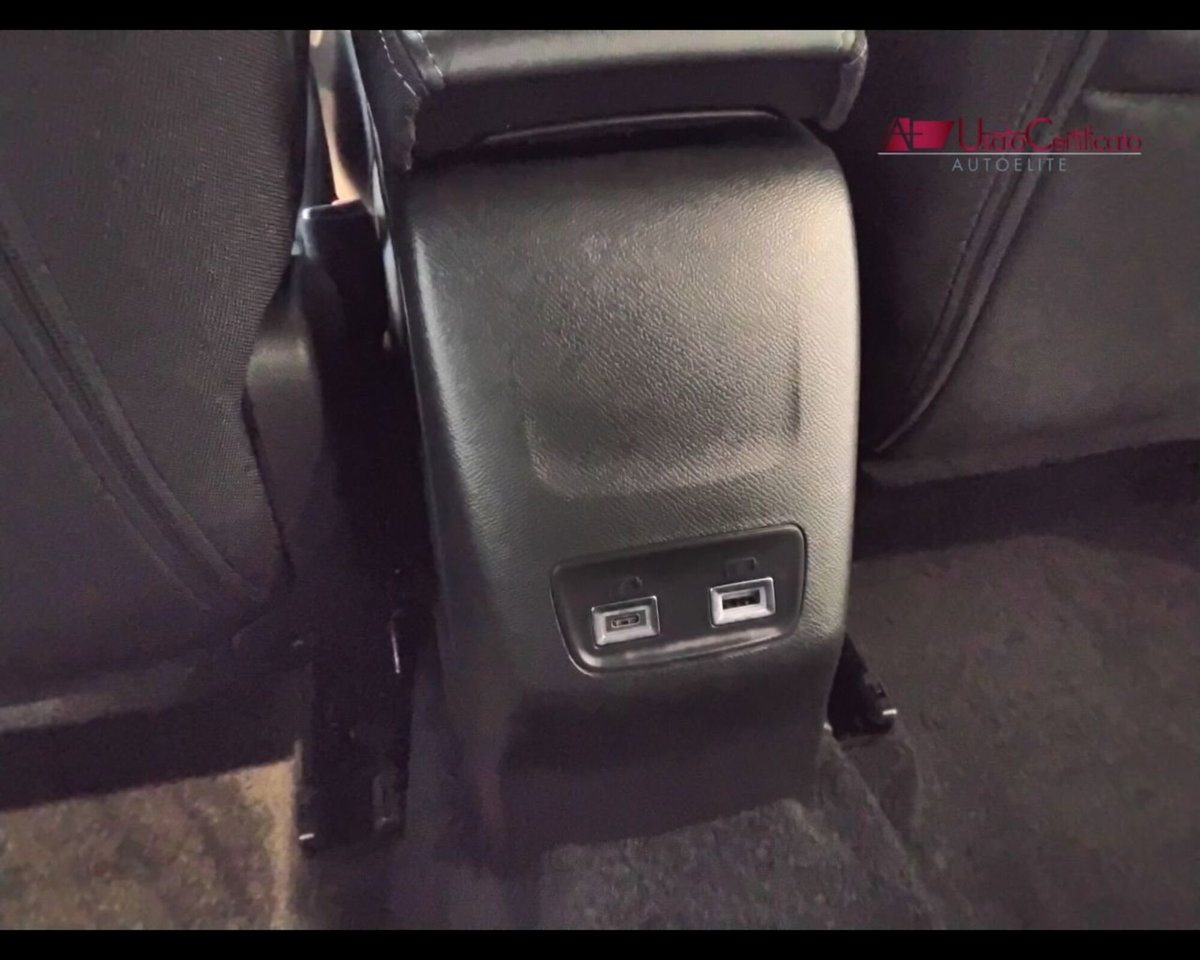 Peugeot 2008 PureTech 130 S&S EAT8 Allure Pack (16)
