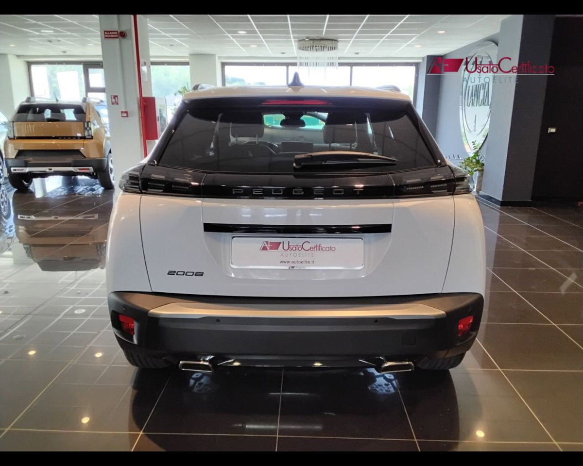 Peugeot 2008 PureTech 130 S&S EAT8 Allure Pack (4)