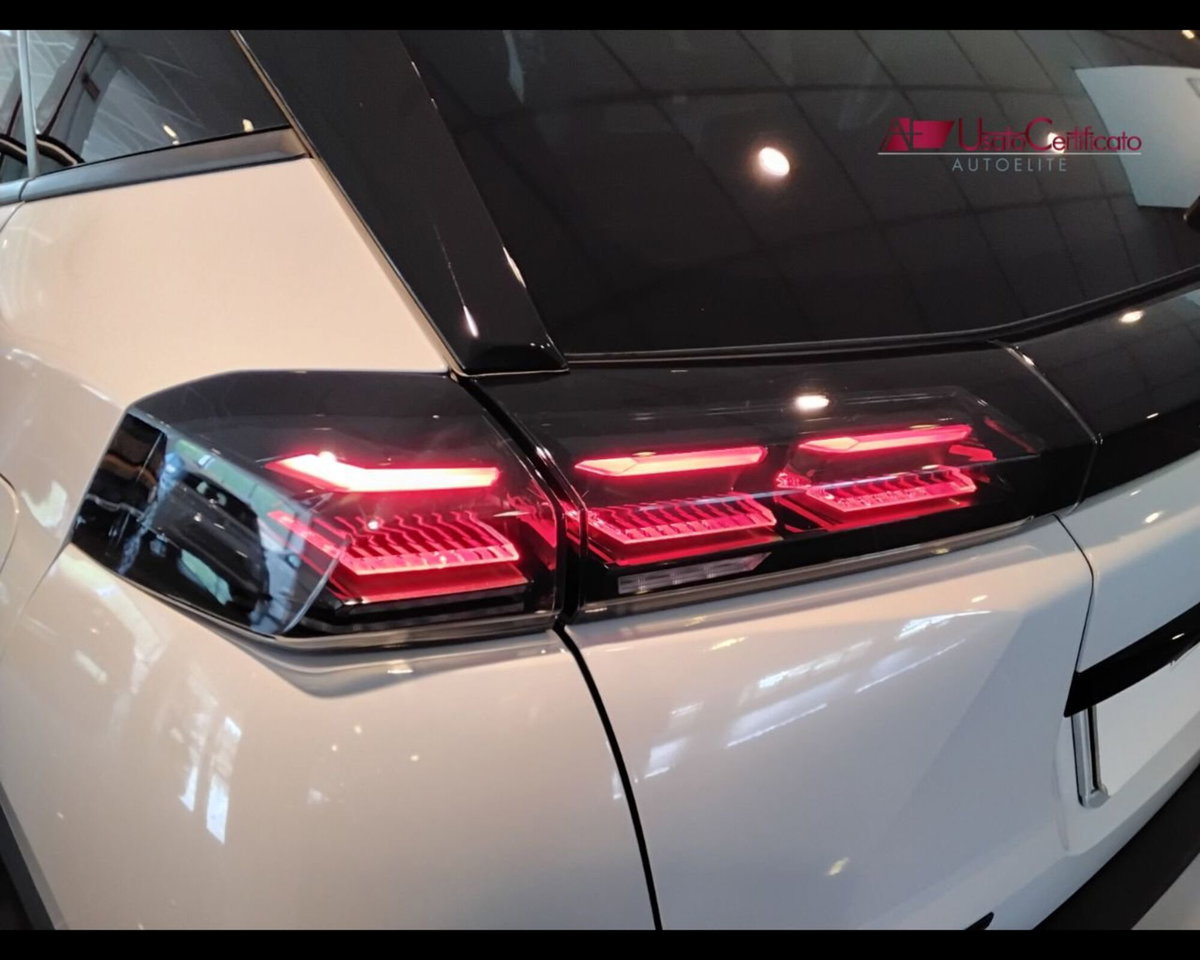 Peugeot 2008 PureTech 130 S&S EAT8 Allure Pack (8)