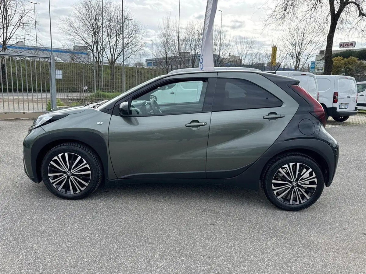 Toyota Aygo X 1.0 Trend Air 72cv s-cvt (11)