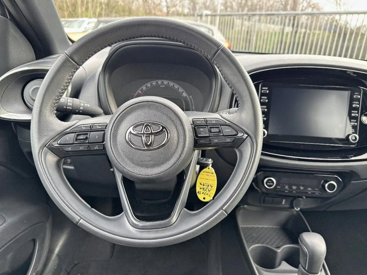 Toyota Aygo X 1.0 Trend Air 72cv s-cvt (5)