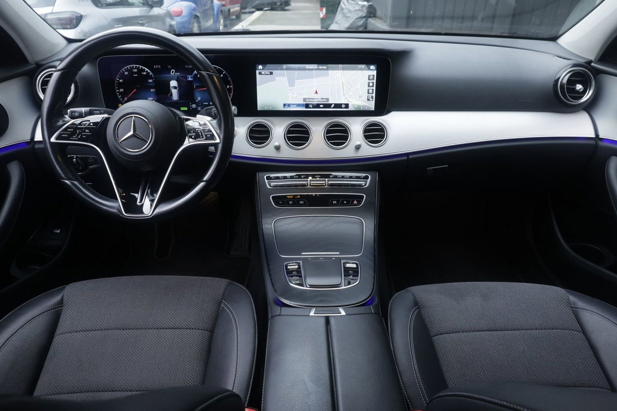 Mercedes-Benz Classe E Station Wagon 220 d Mild hybrid 4Matic Auto Premium Plus (2)