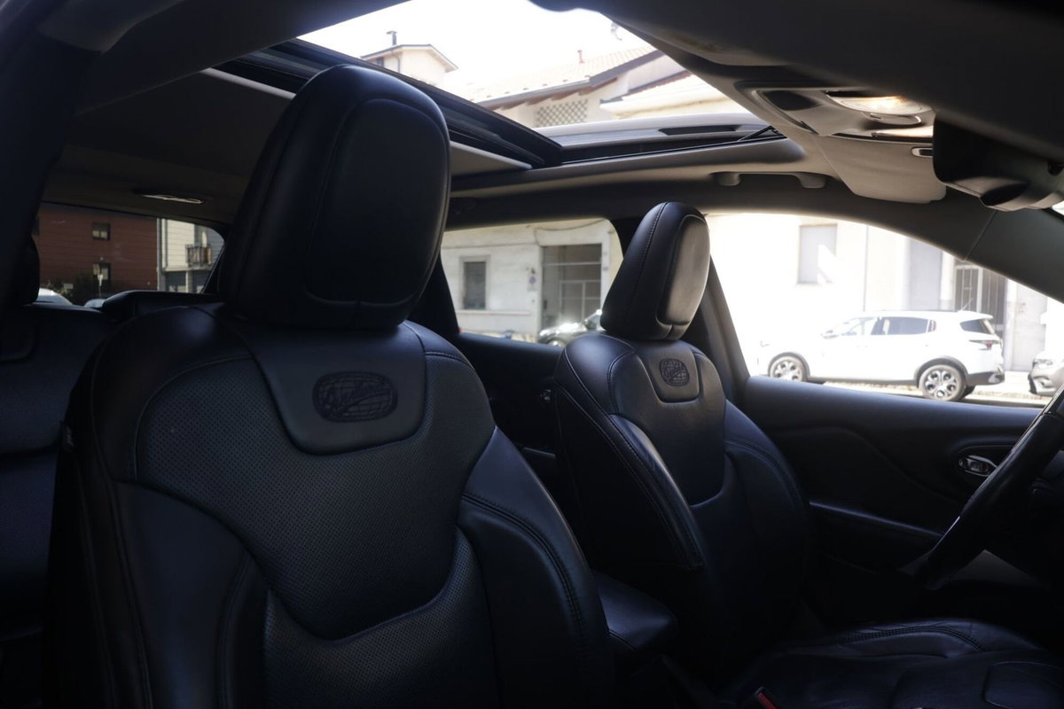 Jeep Cherokee 2.2 Mjt II 4WD Active Drive I Limited (3)