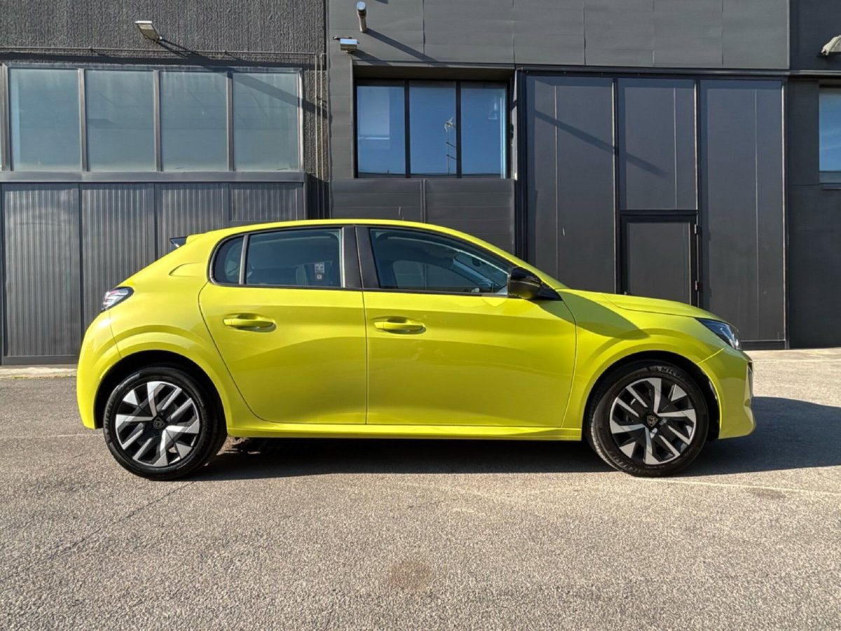 Peugeot 208 PureTech 100 Stop&Start 5 porte Active (4)