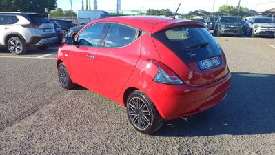 Lancia Ypsilon 1.0 FireFly 5 porte S&S Hybrid Ecochic Gold (3)