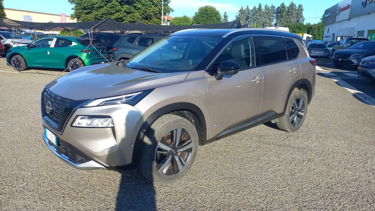 Nissan X-Trail 1.5 e-power Tekna 2wd (2)