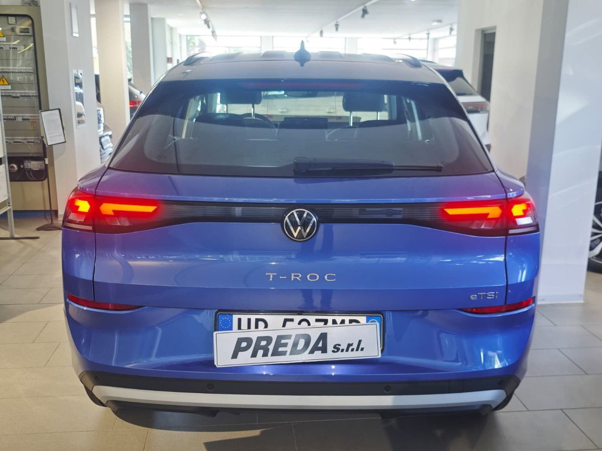 Volkswagen T-Roc 1.5 etsi Life 115cv dsg (5)