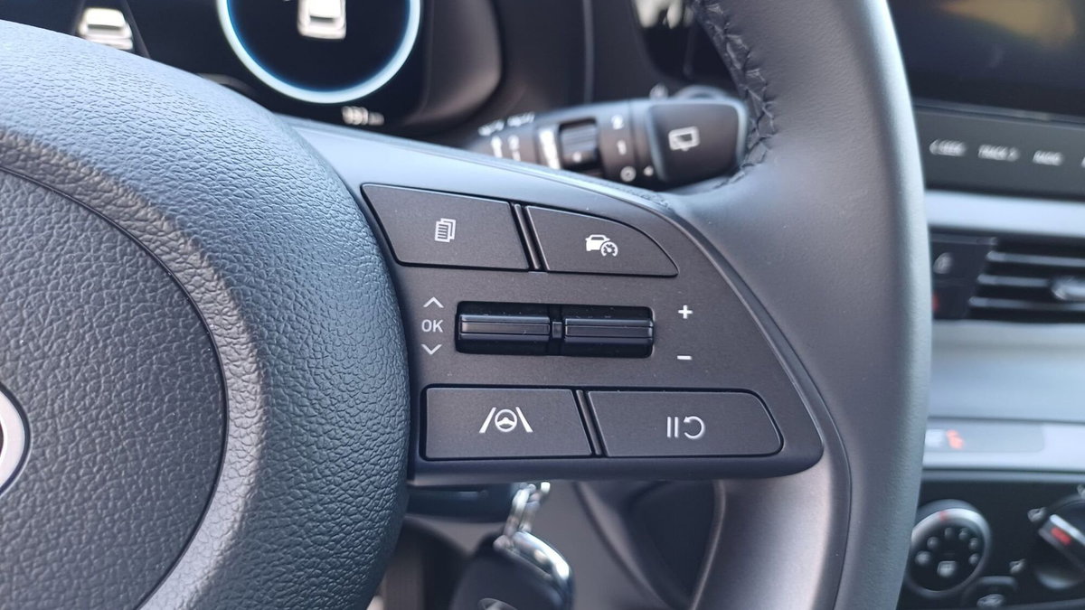 Hyundai i20 1.0 t-gdi Connectline 90cv dct (20)