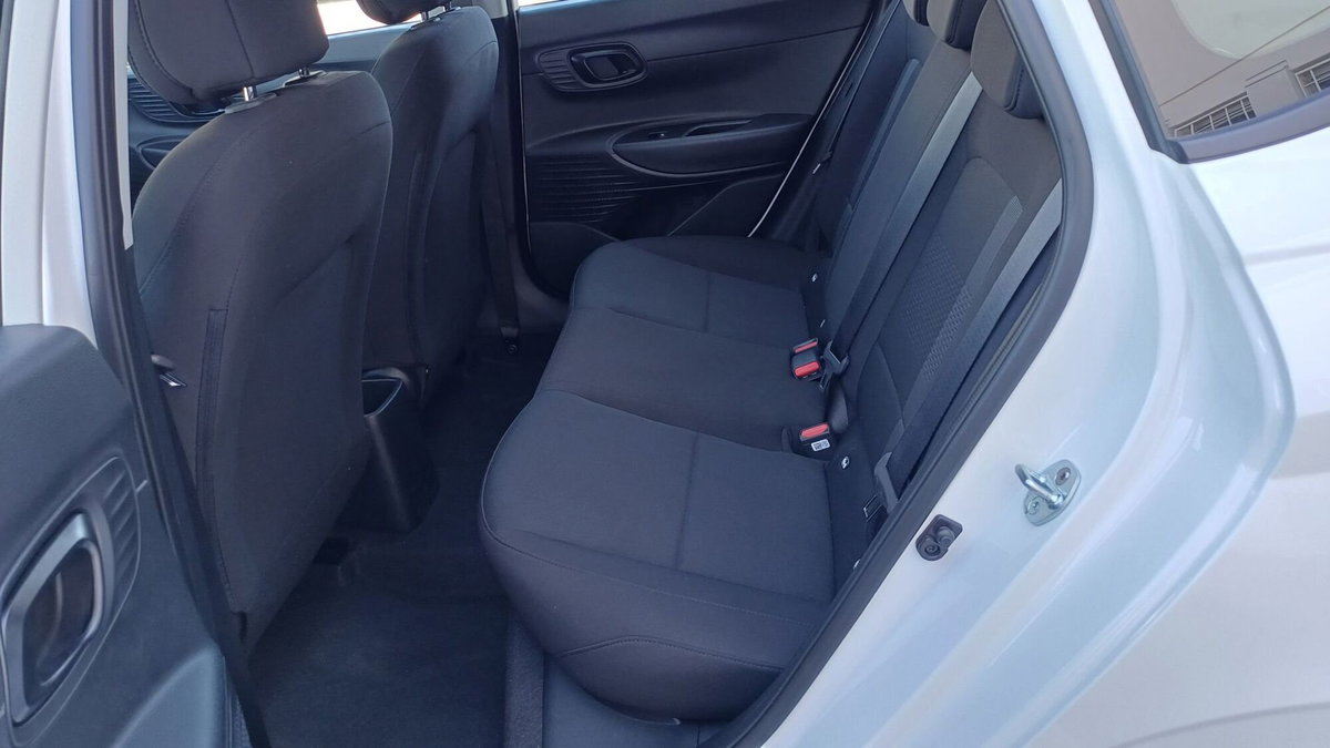 Hyundai i20 1.0 t-gdi Connectline 90cv dct (8)