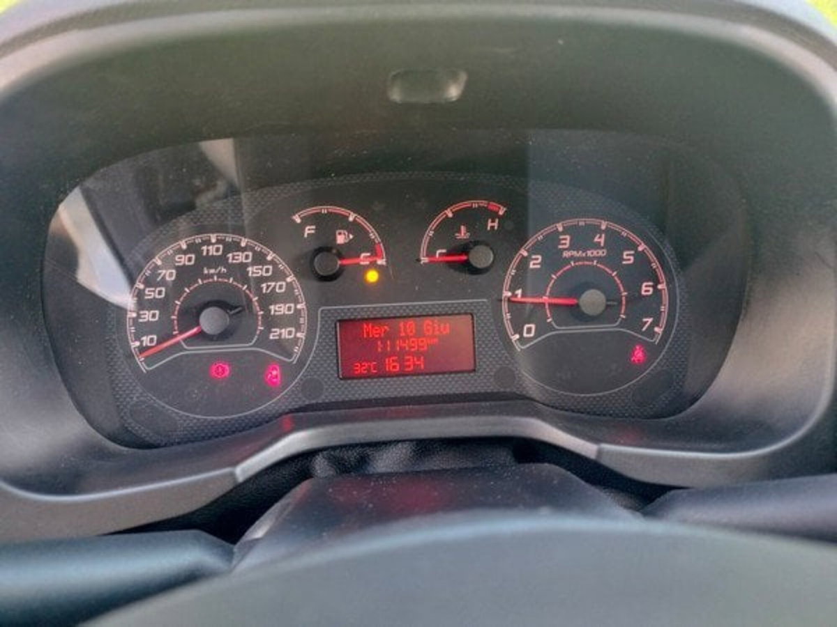 Fiat Fiorino Furgone cargo 1.3 mjt 95cv ecojet SX E6d-temp (13)