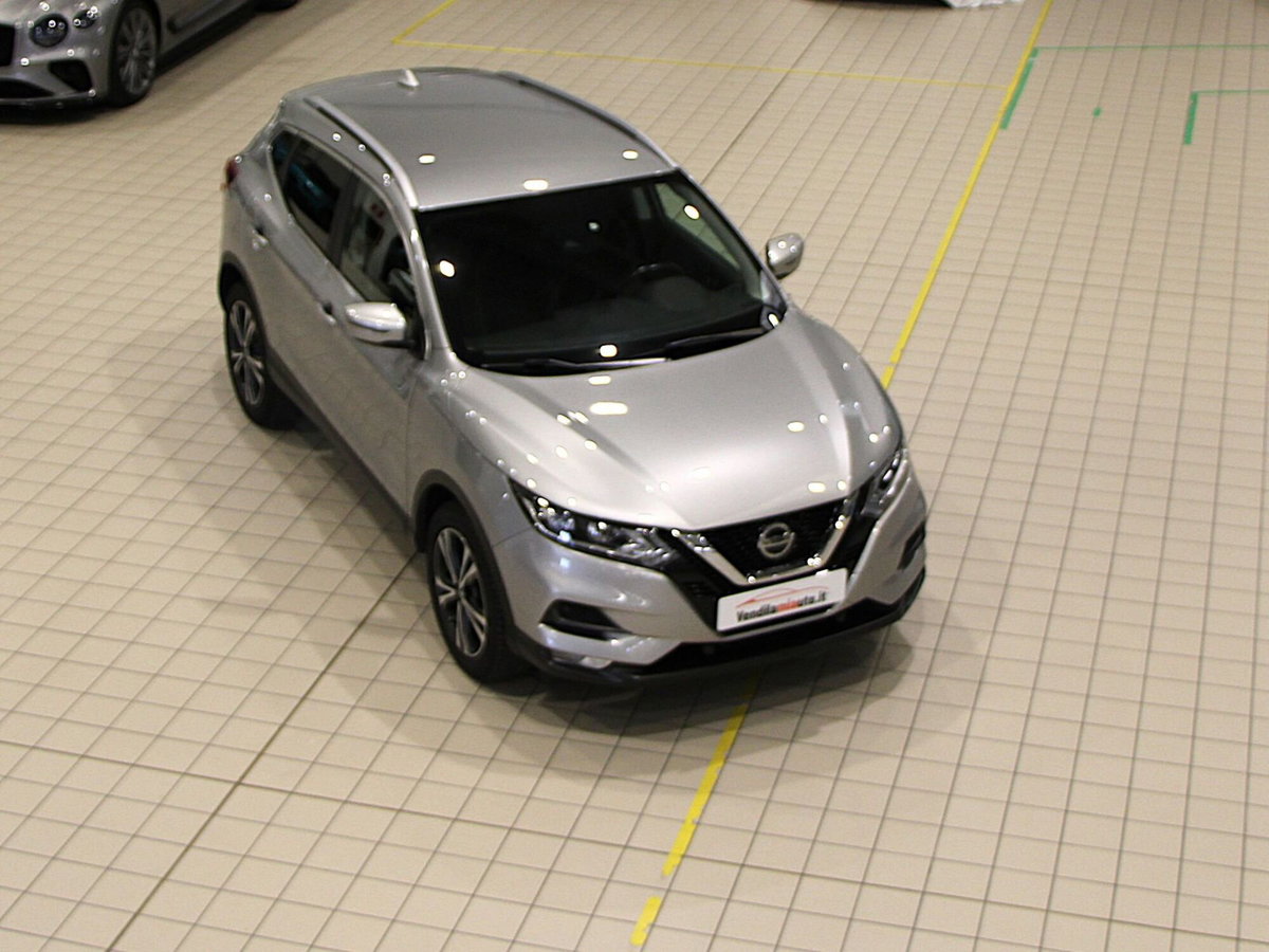 Nissan Qashqai 1.3 DIG-T 140 CV Business (14)