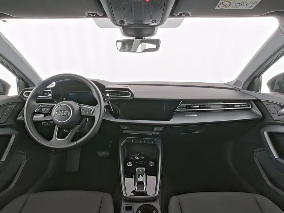 Audi A3 Sportback 35 TFSI S line edition (12)
