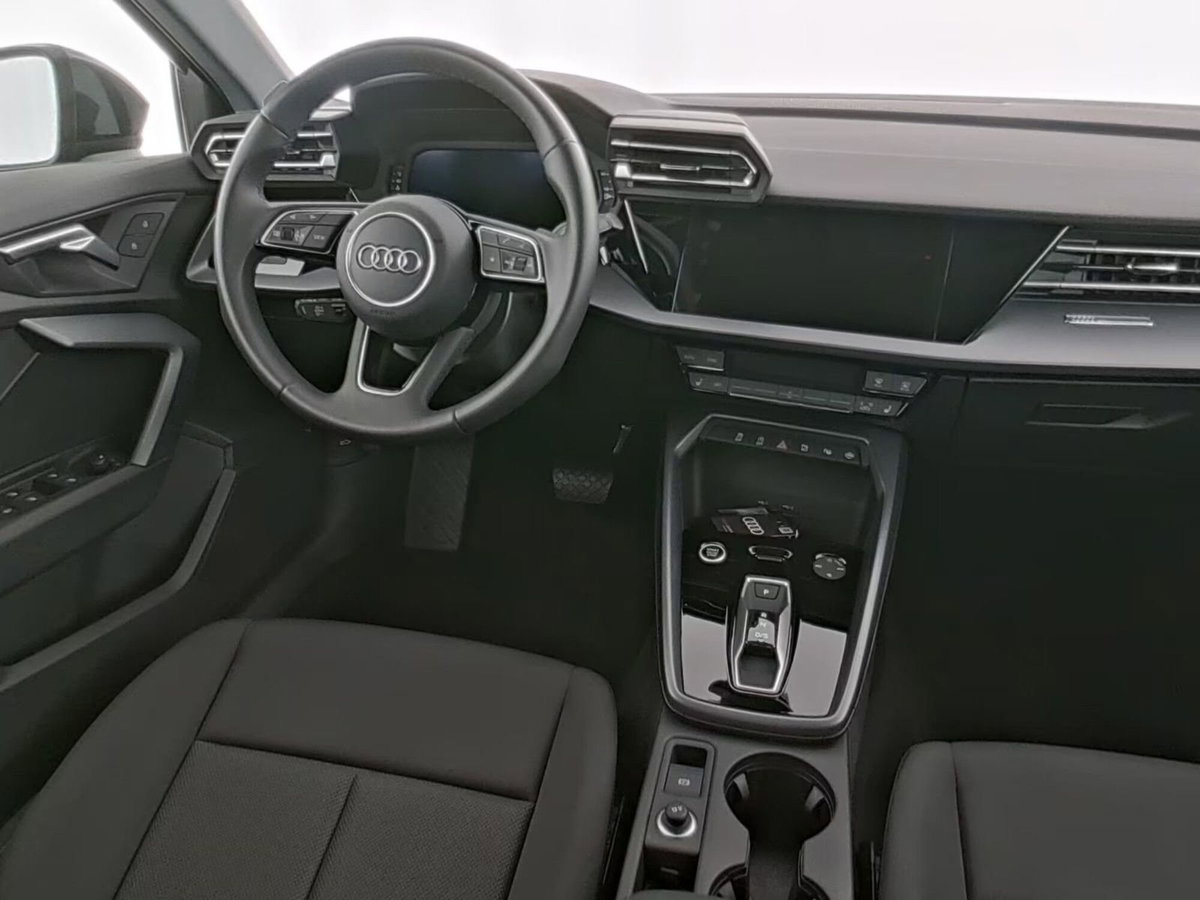 Audi A3 Sportback 35 TFSI S line edition (13)