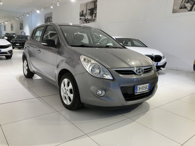 Hyundai i20 1.4 CRDi 5p. Sound Edition (3)