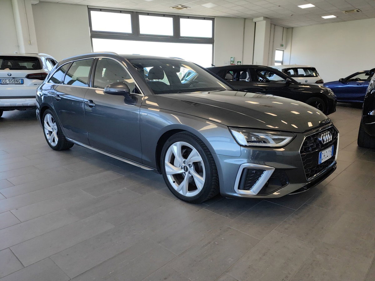 Audi A4 Avant 40 TDI quattro S tronic S line edition (2)