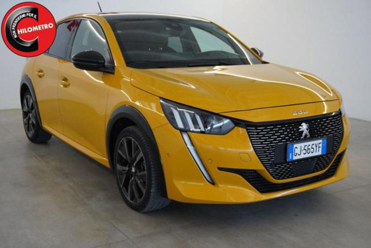 Peugeot 208 BlueHDi 100 Stop&Start 5 porte GT Pack (3)