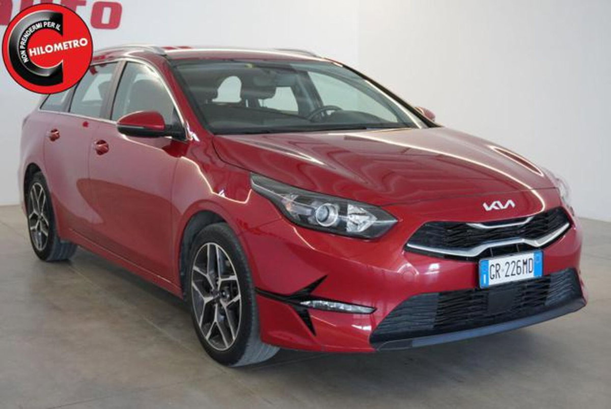 Kia Ceed Sport Wagon 1.6 CRDi 136 CV MHEV SW Business (2)