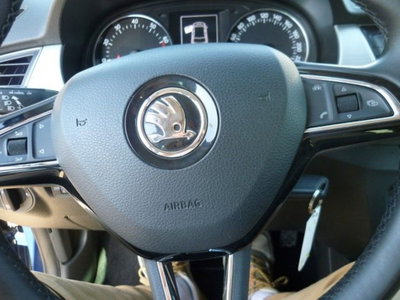 Skoda Fabia 1.0 MPI 75 CV Twin Color Design Edition Argento (15)