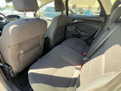 Ford Focus Station Wagon 1.5 TDCi 120 CV Start&Stop Powershift SW Titanium (14)