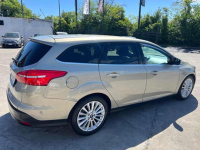Ford Focus Station Wagon 1.5 TDCi 120 CV Start&Stop Powershift SW Titanium (4)
