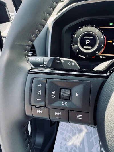 Nissan Qashqai 1.3 mhev N-Connecta 2wd 158cv (10)