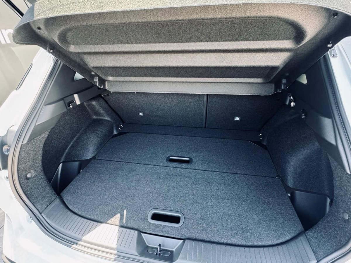 Nissan Qashqai 1.3 mhev N-Connecta 2wd 158cv (11)