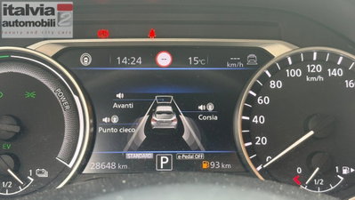 Nissan Juke 1.6 hev N-Connecta (17)