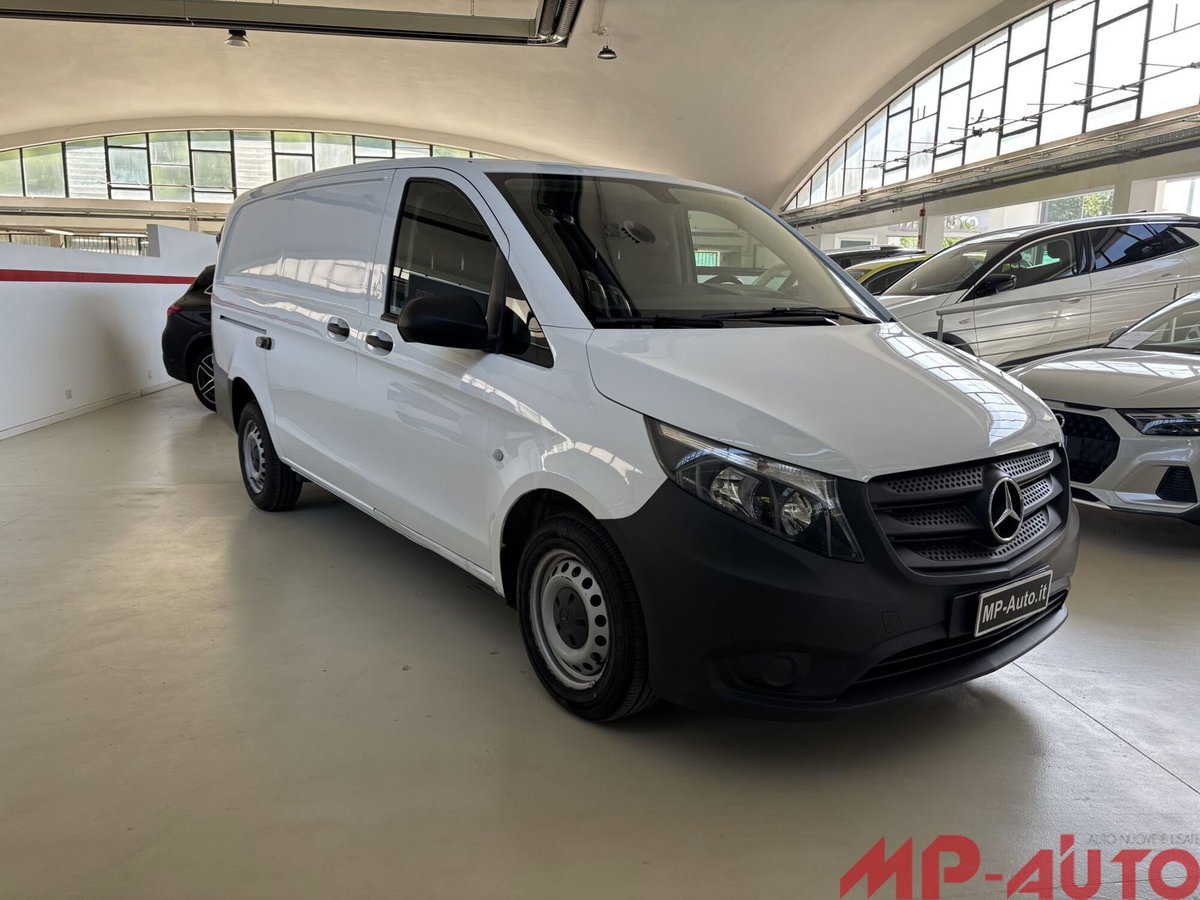 Mercedes-Benz Vito mixto 110 cdi long (2)