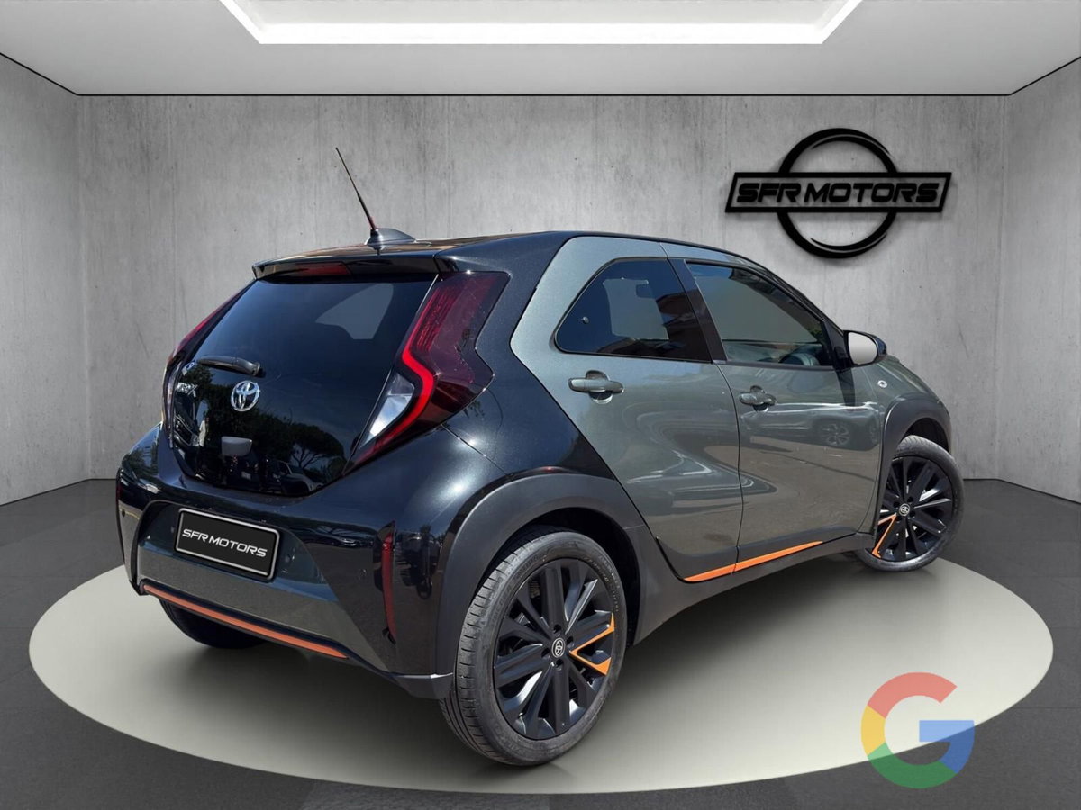 Toyota Aygo X 1.0 VVT-i 72 CV 5 porte Limited S-CVT (4)