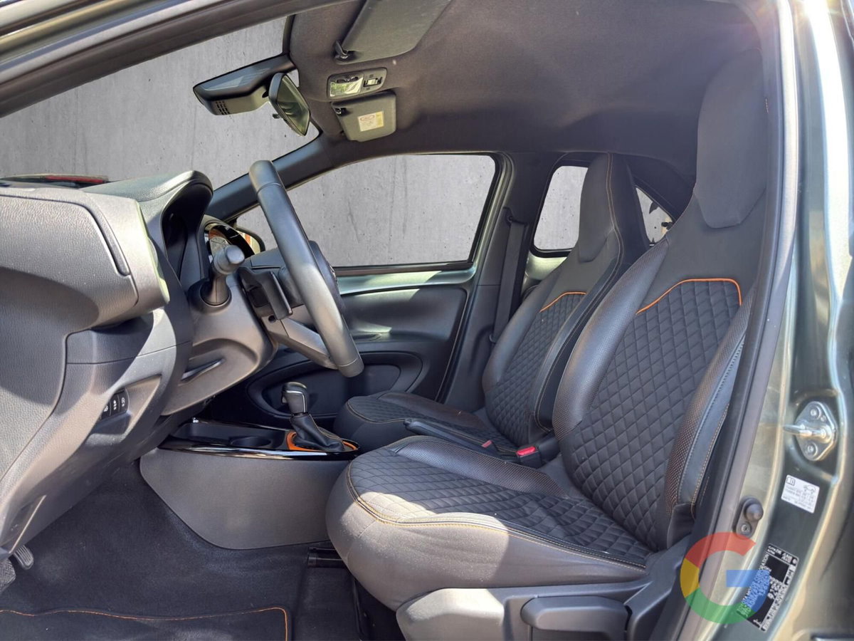 Toyota Aygo X 1.0 VVT-i 72 CV 5 porte Limited S-CVT (8)