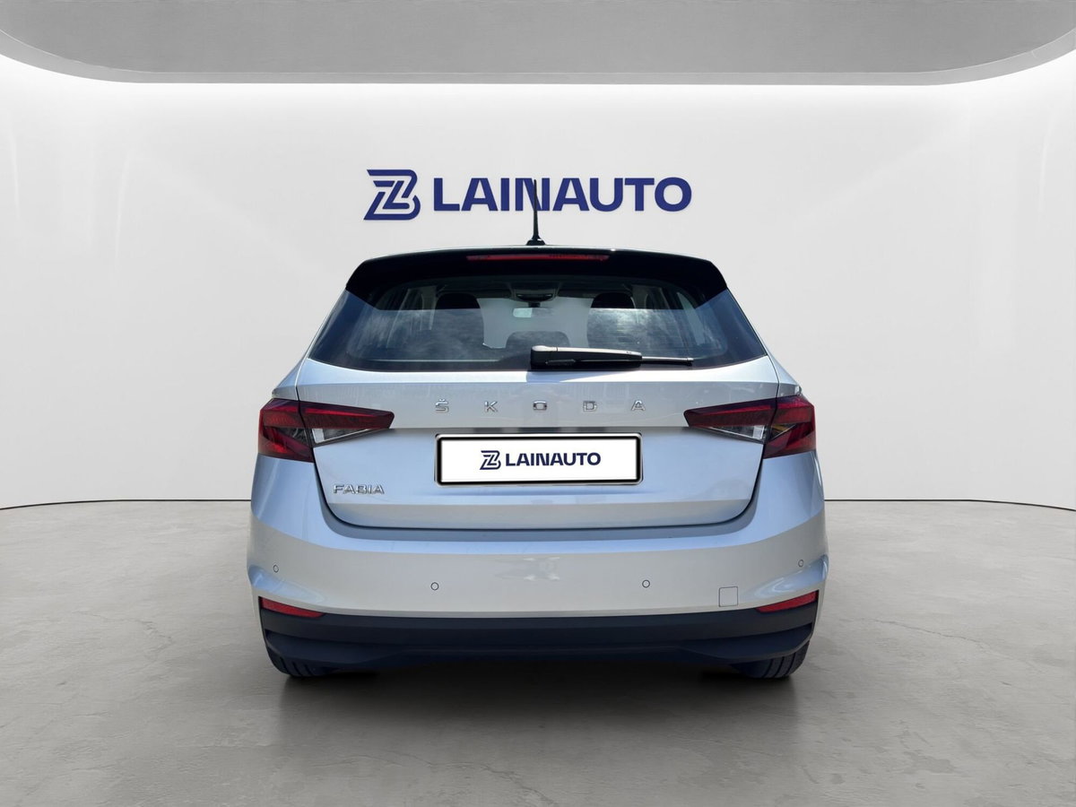 Skoda Fabia 1.0 TSI EVO 95 CV Ambition (5)
