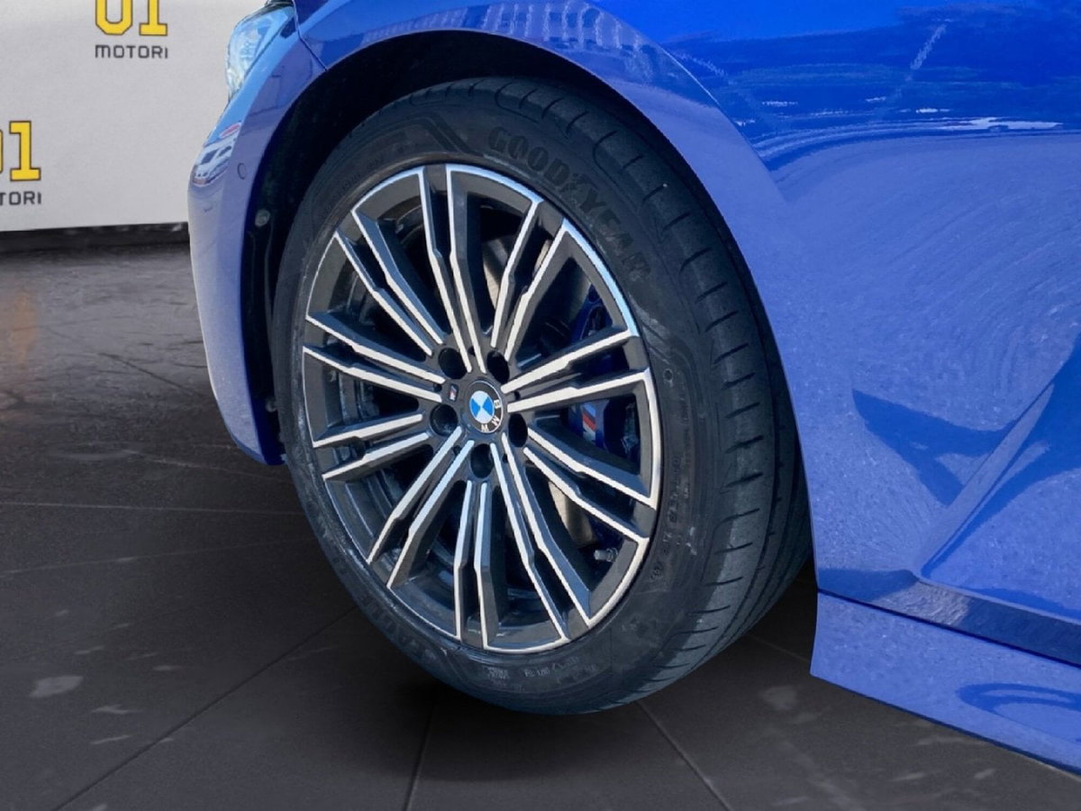 BMW Serie 3 330i Msport (11)
