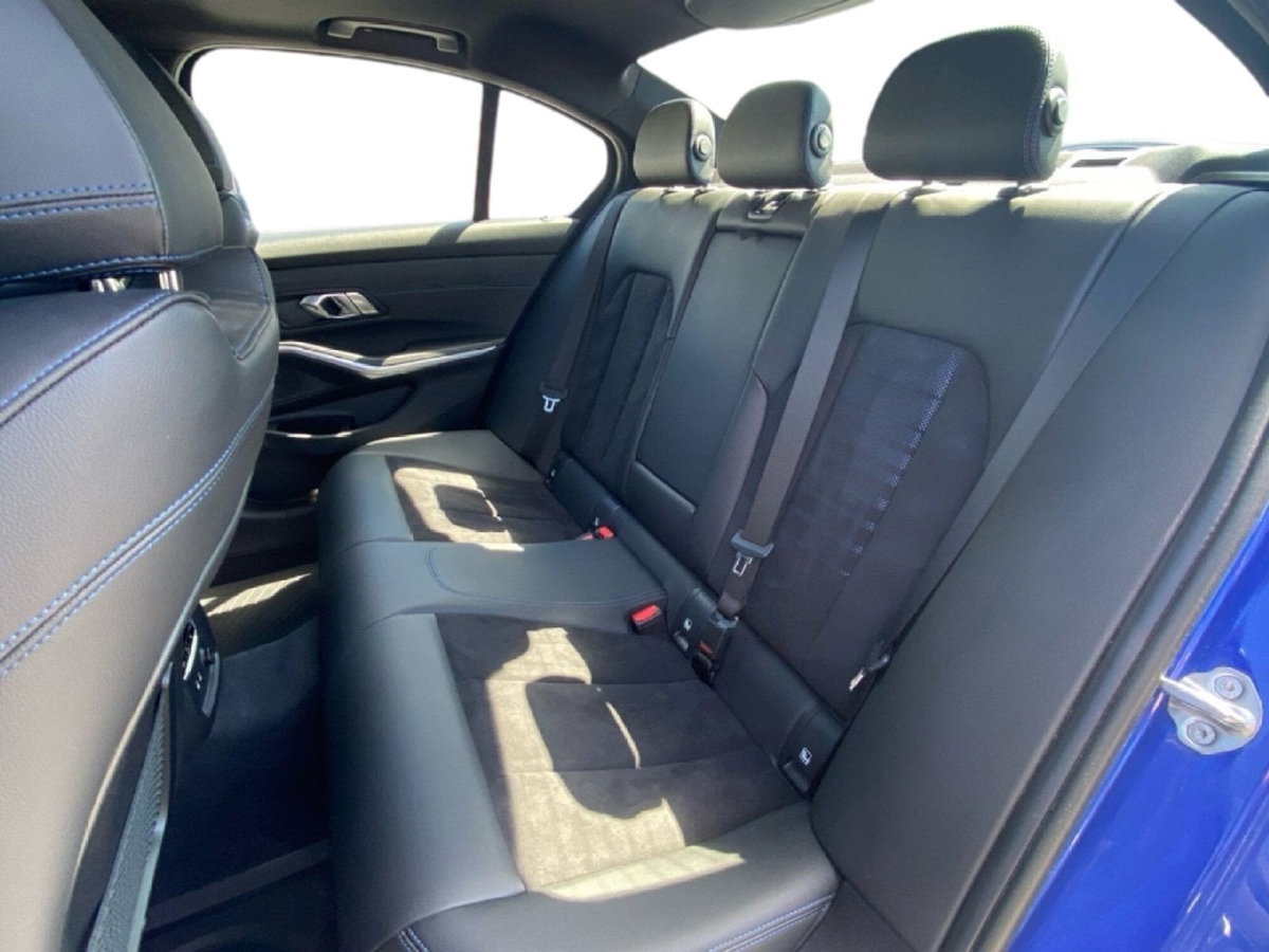 BMW Serie 3 330i Msport (14)