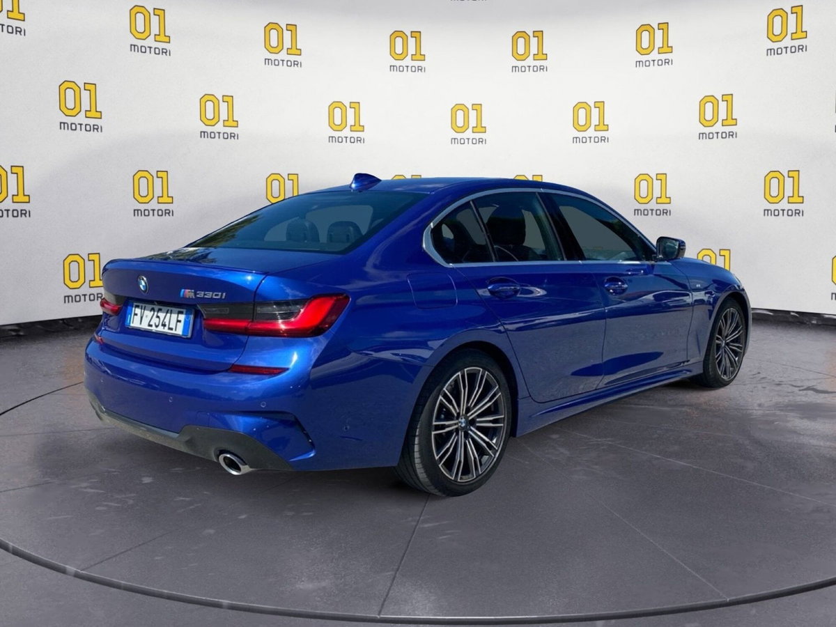 BMW Serie 3 330i Msport (5)