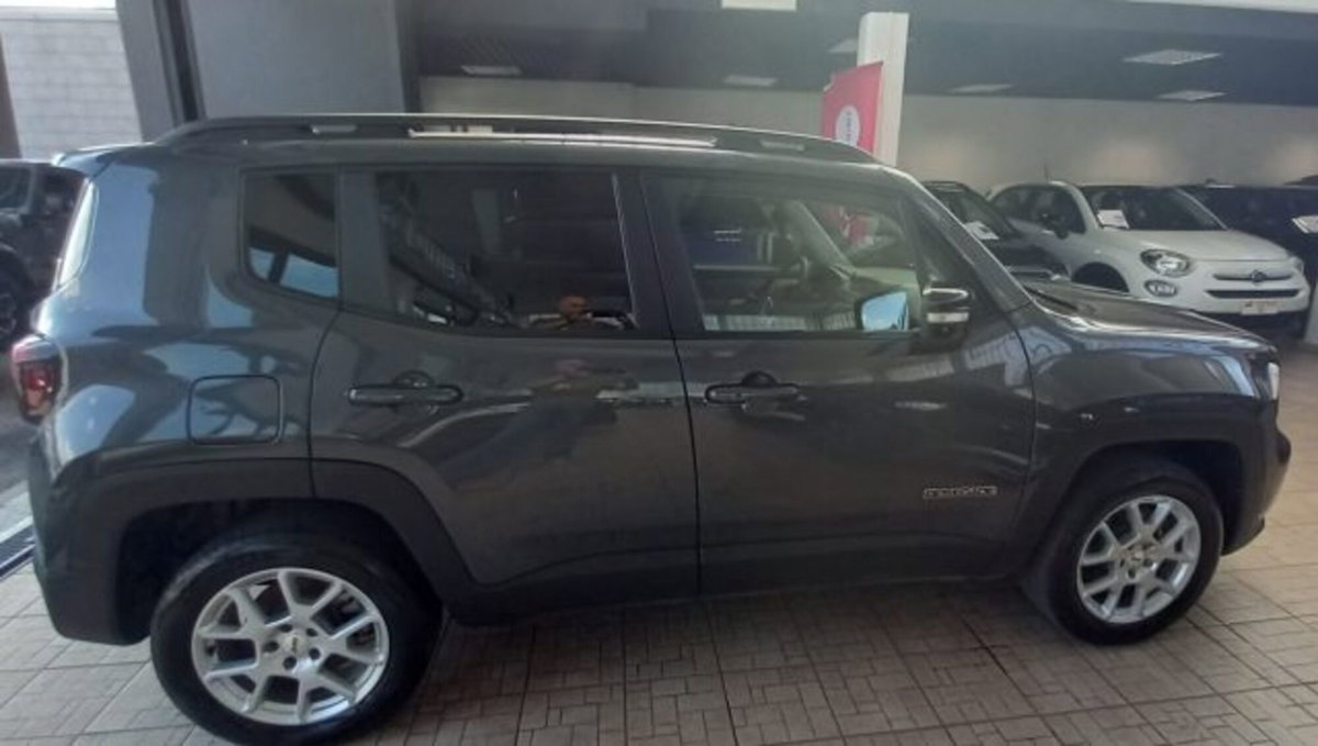 Jeep Renegade 1.3 T4 190CV PHEV 4xe AT6 Limited (2)