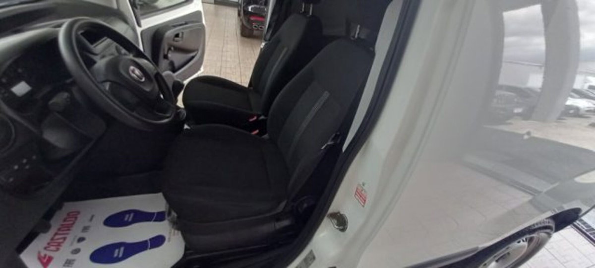 Fiat Fiorino 1.3 MJT 80CV Cargo (6)