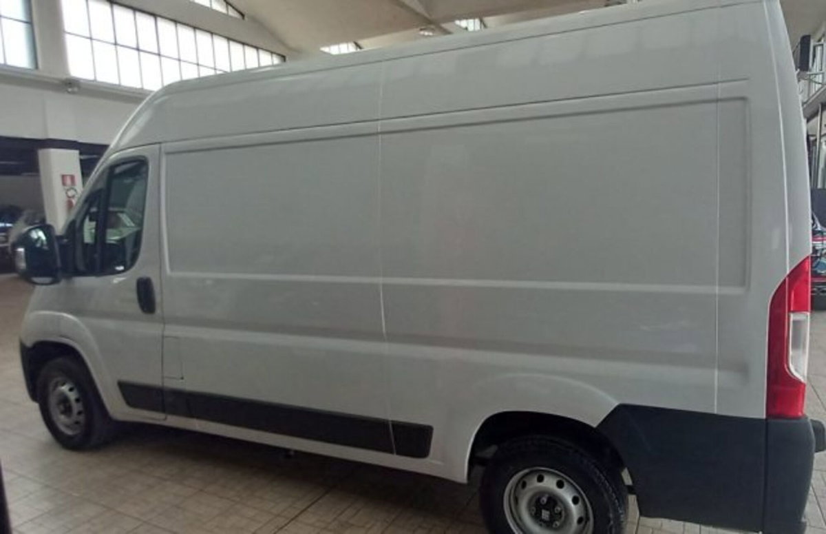 Fiat Ducato Furgone 33 2.2 Mjt 140CV AT9 PM-TN Furgone (4)
