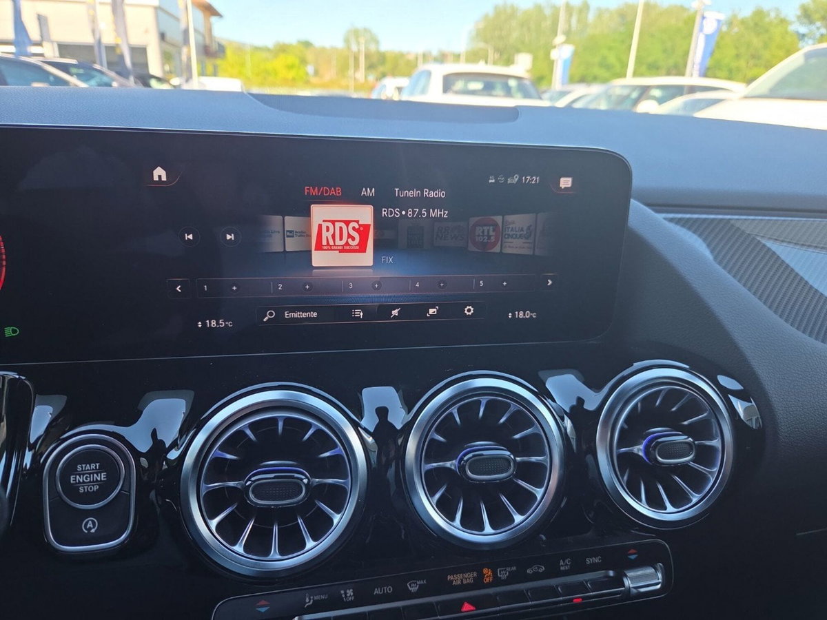 Mercedes-Benz GLA SUV 200 d AMG Line Premium Plus 4matic auto (13)