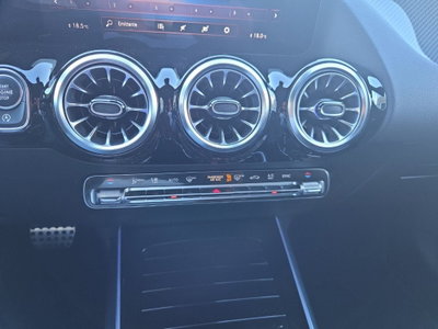 Mercedes-Benz GLA SUV 200 d AMG Line Premium Plus 4matic auto (14)