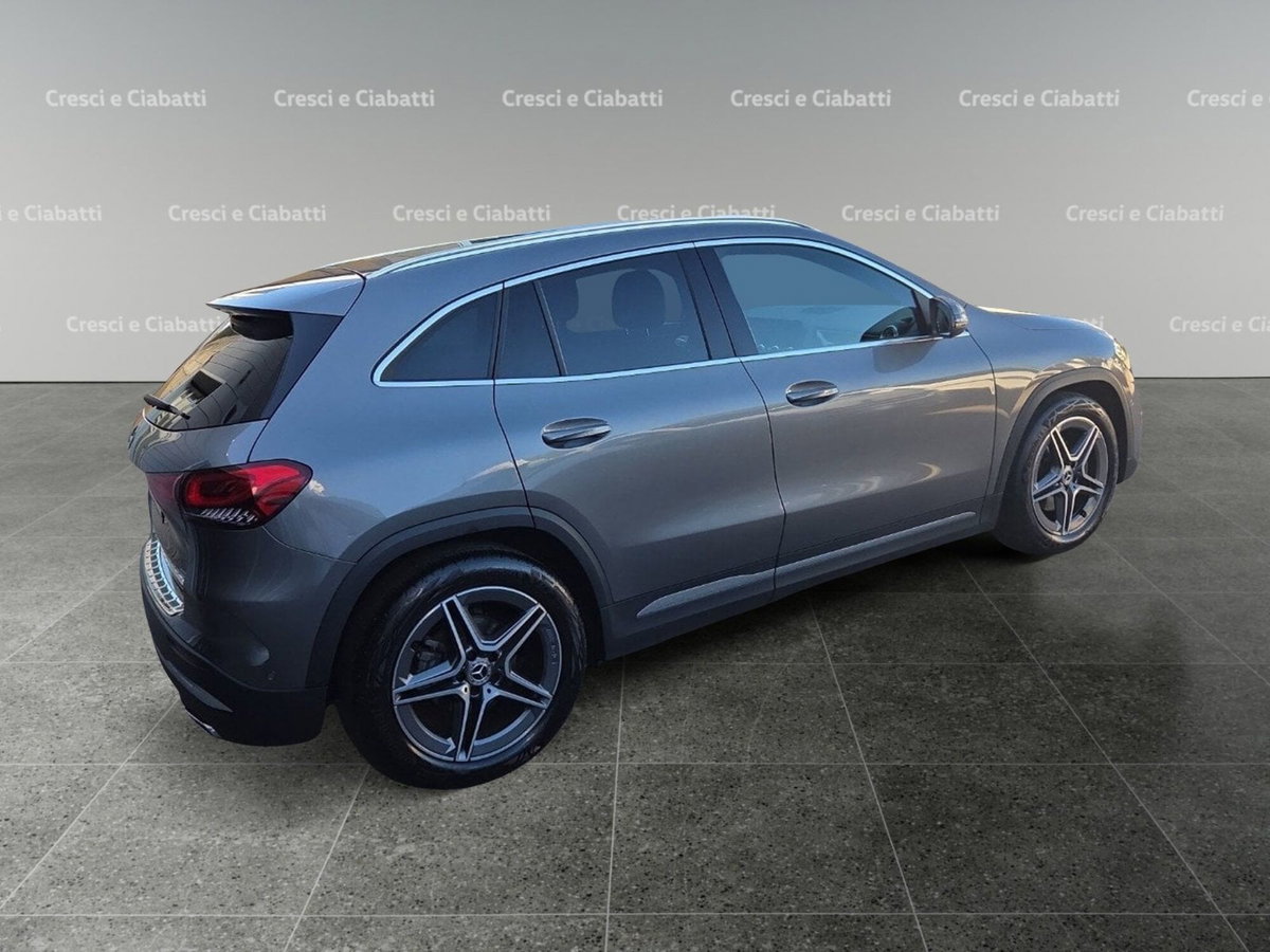 Mercedes-Benz GLA SUV 200 d AMG Line Premium Plus 4matic auto (3)