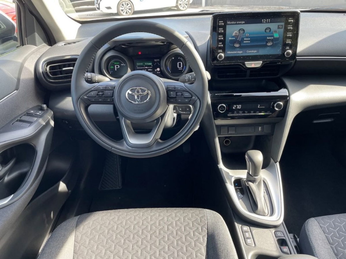 Toyota Yaris Cross 1.5 Hybrid 5p. E-CVT Active (8)