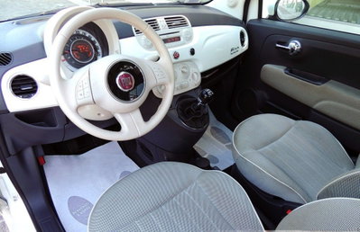 Fiat 500 1.2 Dualogic Lounge (2)