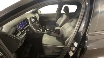 Volkswagen Taigo 1.0 tsi R-Line 115cv (5)