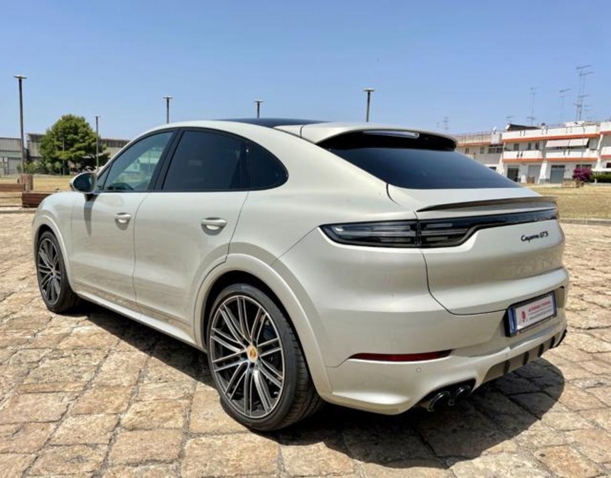 Porsche Cayenne Coupé 4.0 GTS (7)